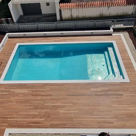 Mestrovic With Heated Swiming Pool- Near Split Apartment
