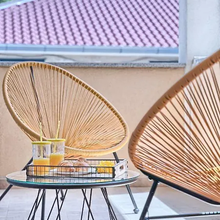 Apartment Mestrovic With Heated Swiming Pool- Near Split