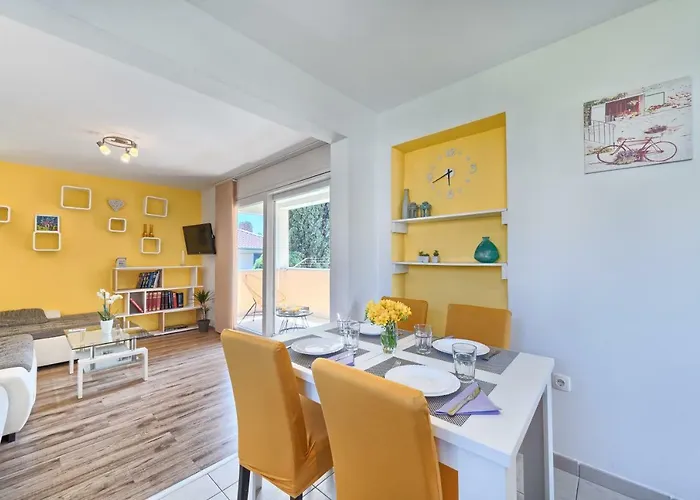 Apartmán Mestrovic With Heated Swiming Pool- Near Split