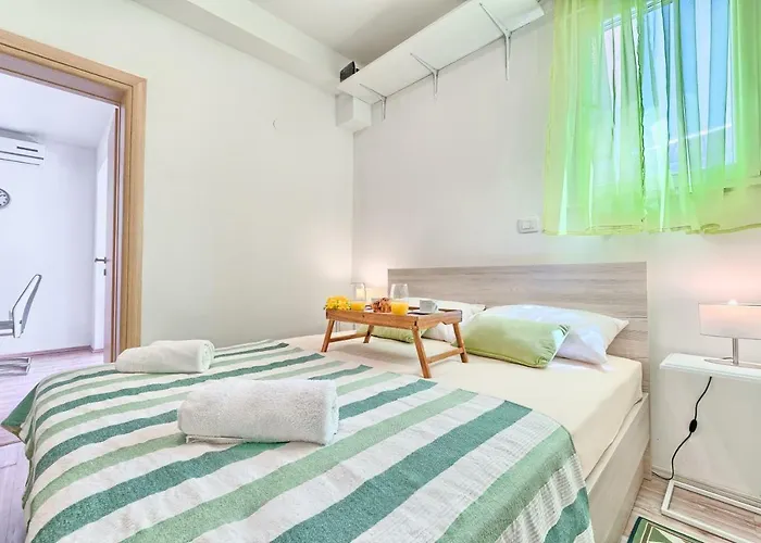 Apartmán Mestrovic With Heated Swiming Pool- Near Split *