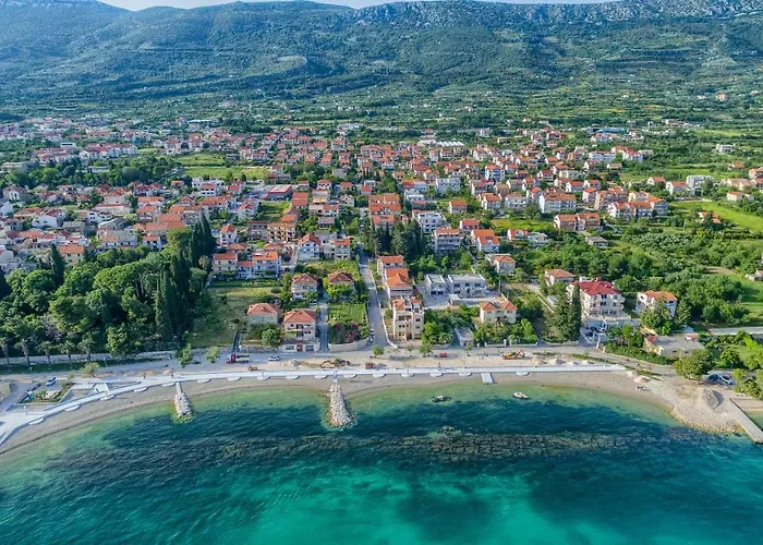 Apartmán Mestrovic With Heated Swiming Pool- Near Split Kaštela